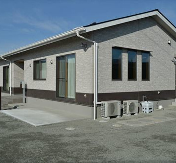 平屋のシンプルな外観